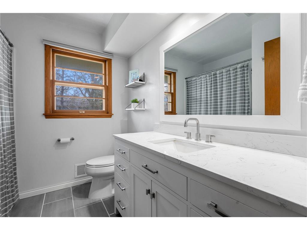 4717 Utah Avenue N New Hope MN 55428 7052972 image19