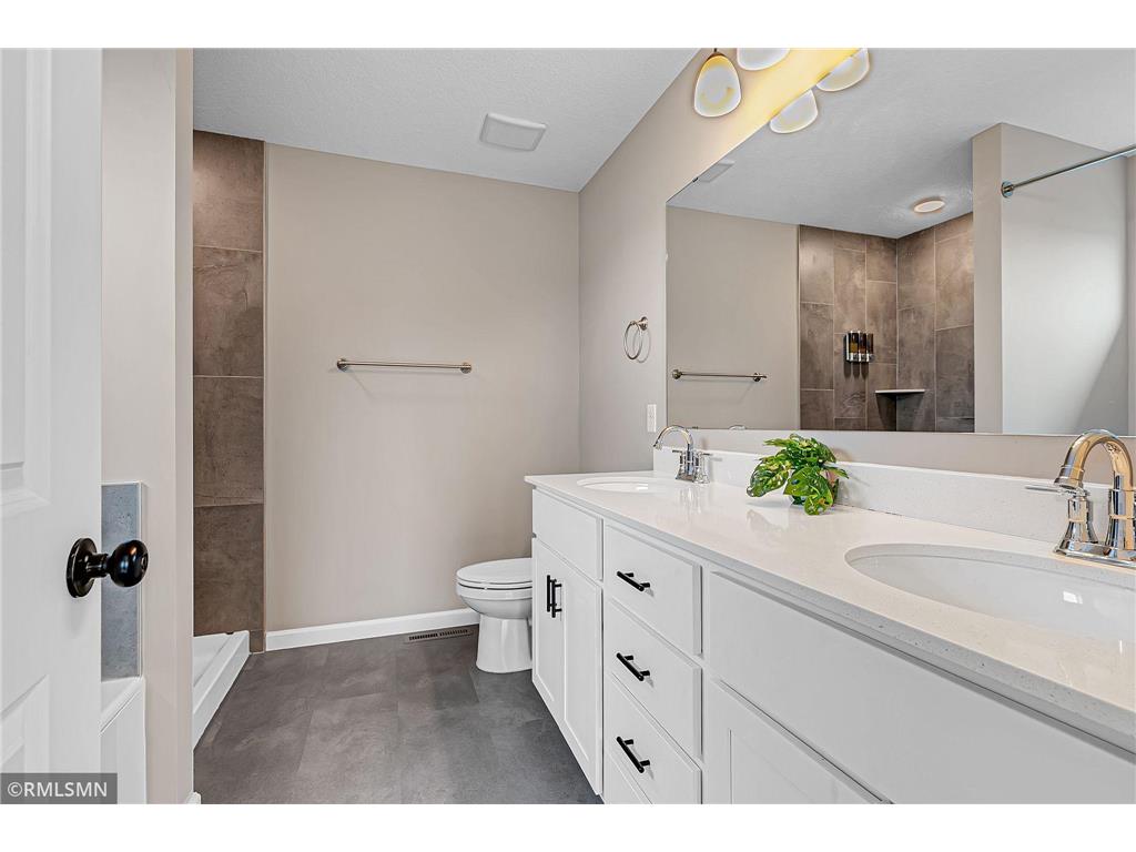 4719 6th Street NE Saint Cloud MN 56304 7036972 image16