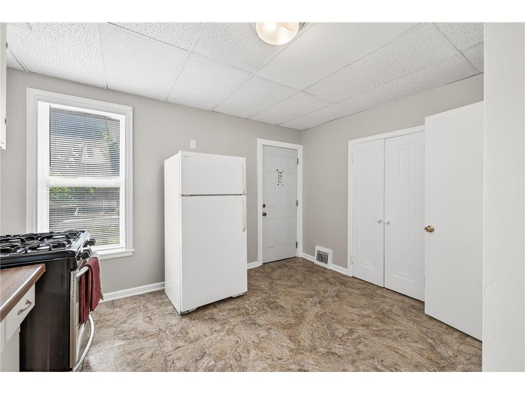 472 Case Avenue Saint Paul MN 55130 6814490 image11