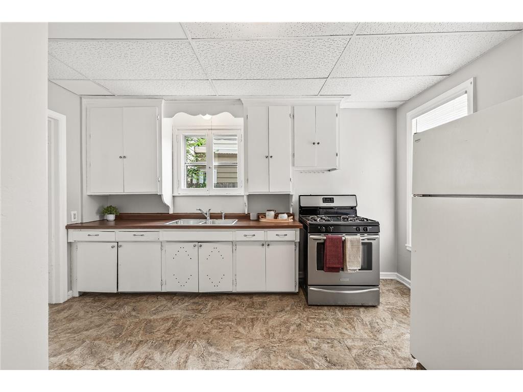 472 Case Avenue Saint Paul MN 55130 6814490 image13