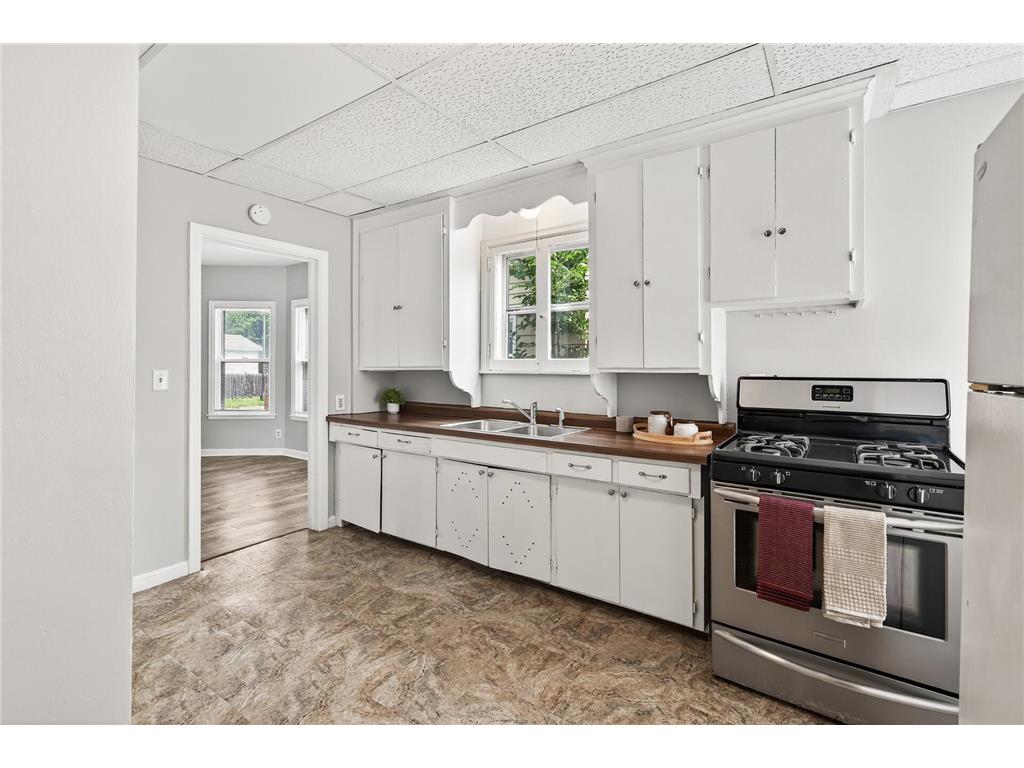 472 Case Avenue Saint Paul MN 55130 6814490 image14