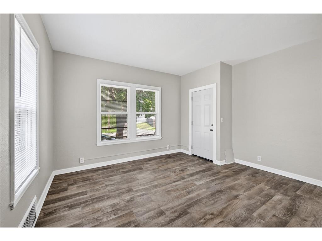 472 Case Avenue Saint Paul MN 55130 6814490 image6