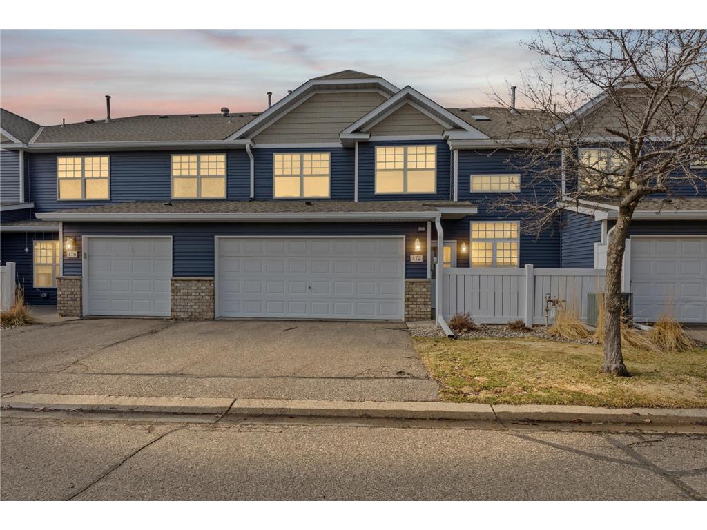 472 Hickory Lane N Oakdale MN 55128 7029448 image1