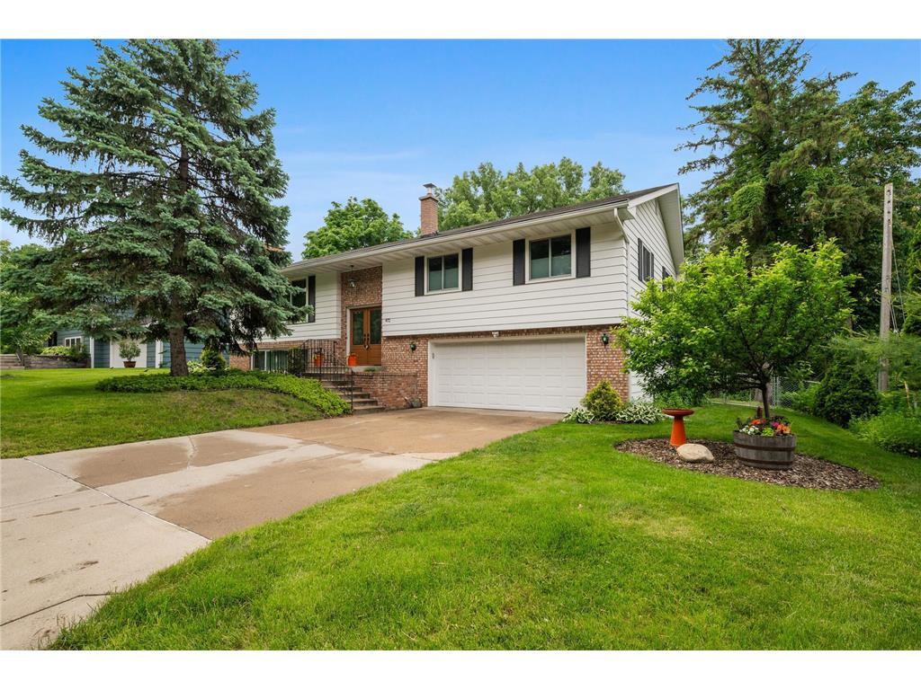 472 Thompson Avenue W West Saint Paul MN 55118 6536643 image1