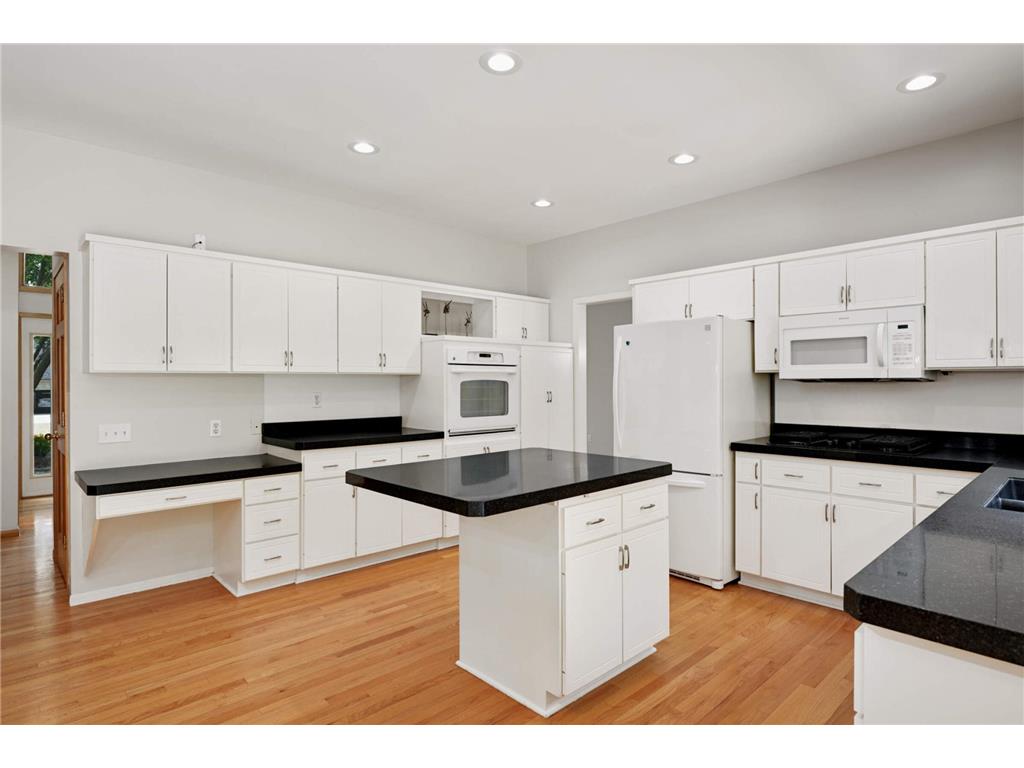 4720 Goldenrod Lane N Plymouth MN 55442 - Schmidt 6816734 image12