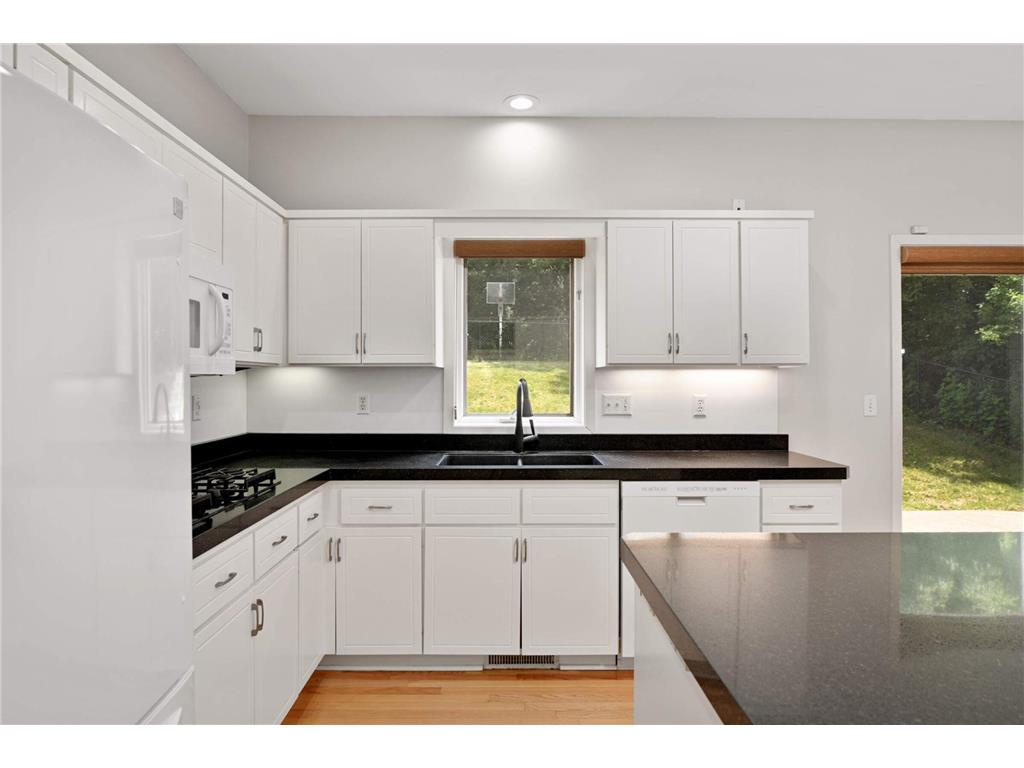 4720 Goldenrod Lane N Plymouth MN 55442 - Schmidt 6816734 image15