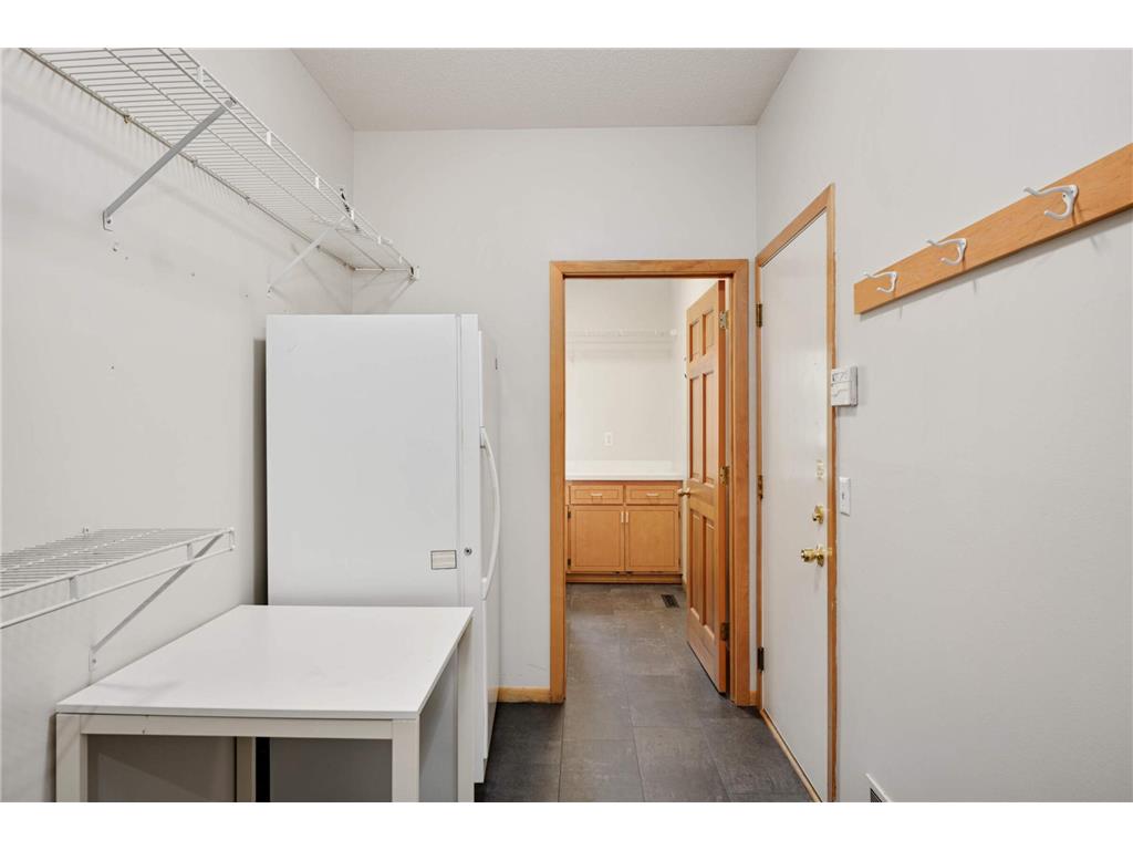 4720 Goldenrod Lane N Plymouth MN 55442 - Schmidt 6816734 image21