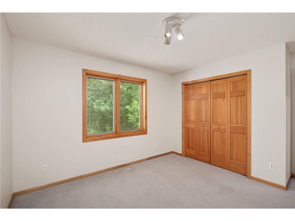 4720 Goldenrod Lane N Plymouth MN 55442 - Schmidt 6816734 image30