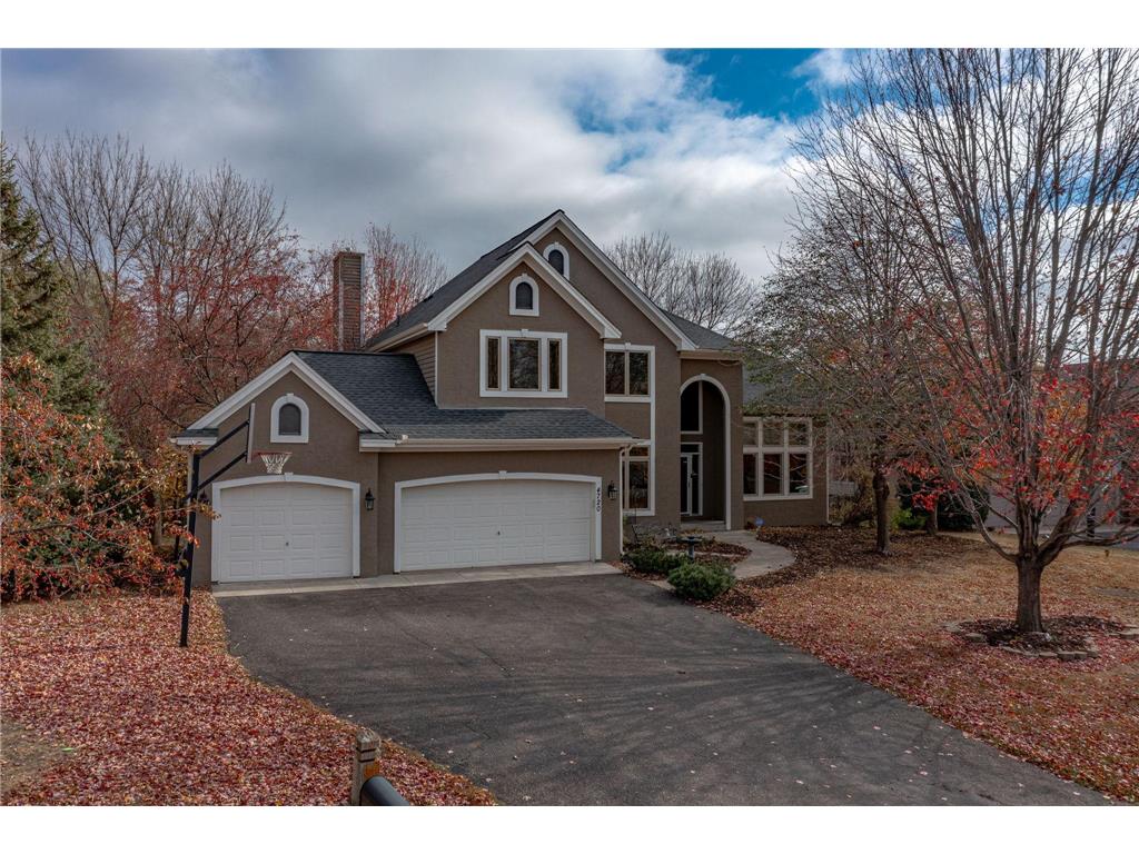 4720 Yuma Lane N, Plymouth, MN 55446 MLS 6267500 Edina Realty