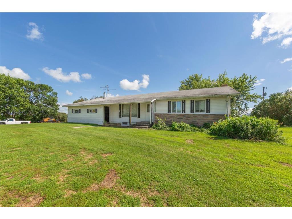 47213 800th Street Lakefield MN 56150 6761846 image1