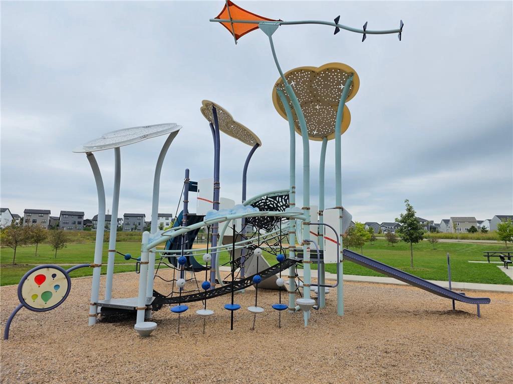 4722 AirLake Curve Woodbury MN 55129 7001952 image36