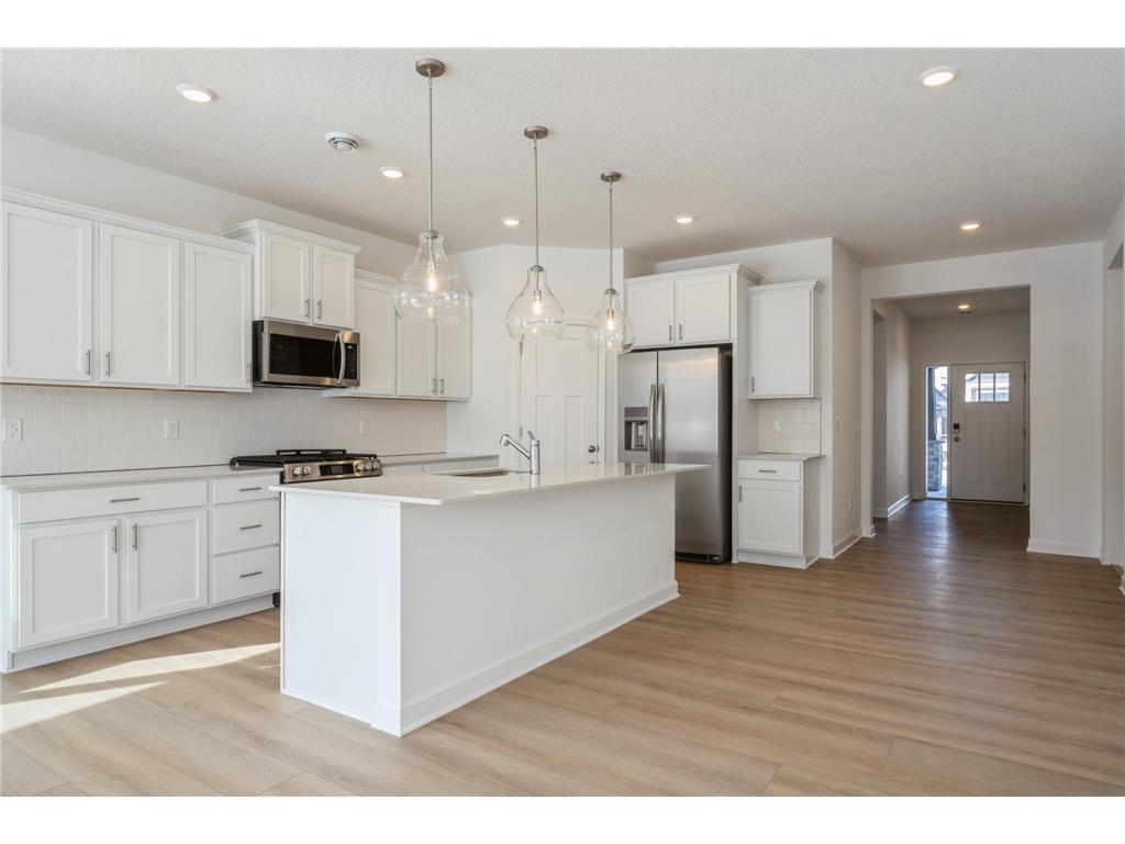 4725 218th Street W Farmington MN 55024 7051718 image1