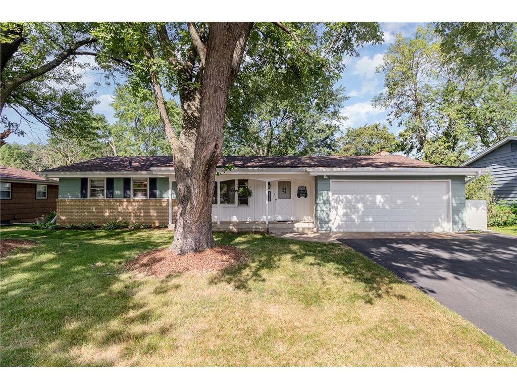 4725 Avenue N, New Hope, MN, 55428 MLS 6261352 Edina Realty