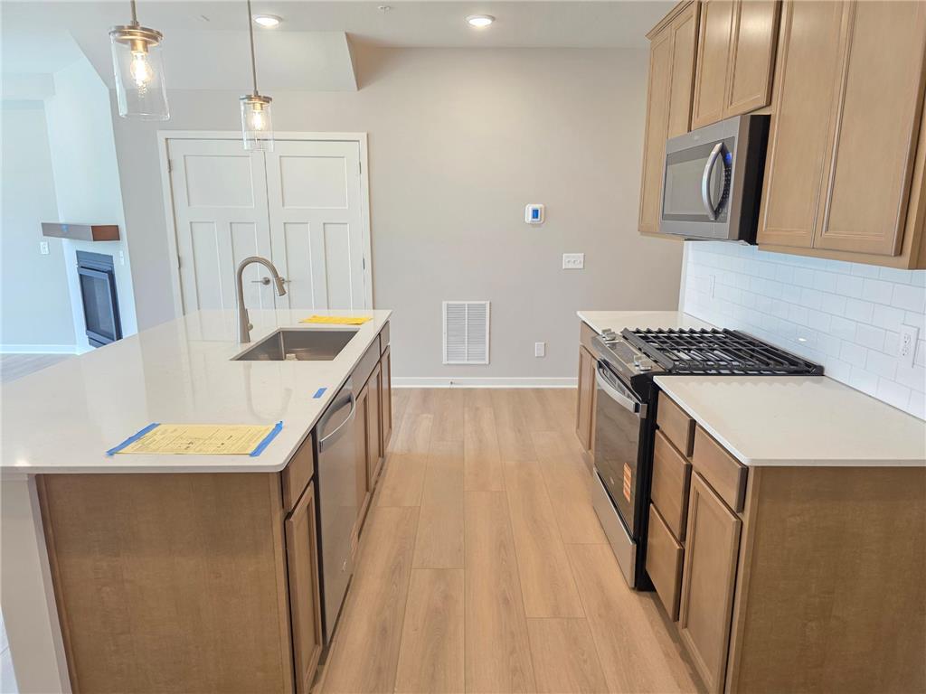 4728 AirLake Curve Woodbury MN 55129 6774067 image1