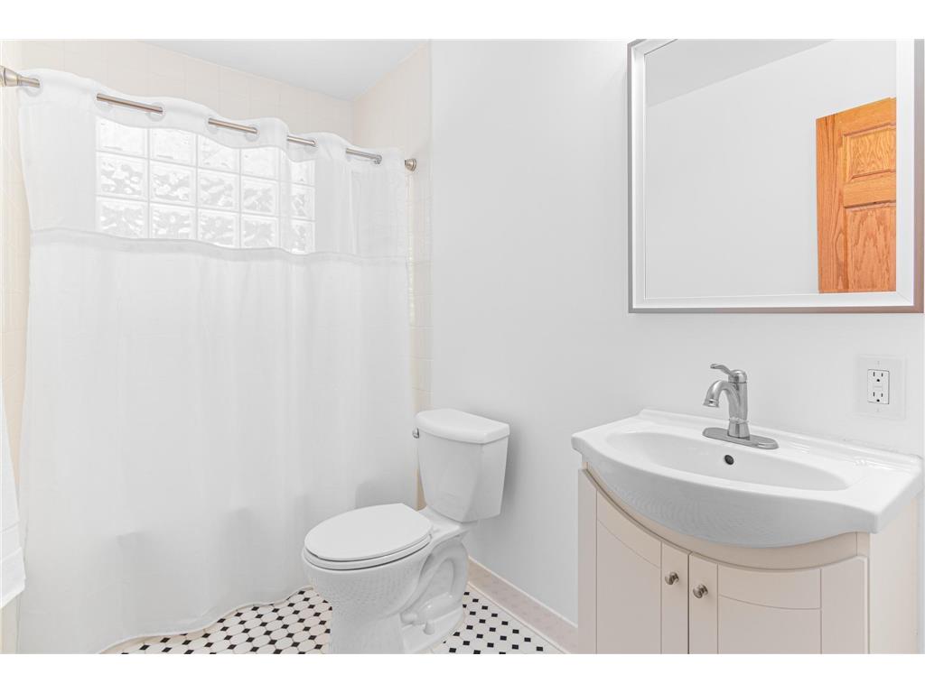 4728 W 70th Street Edina MN 55435 6824513 image20