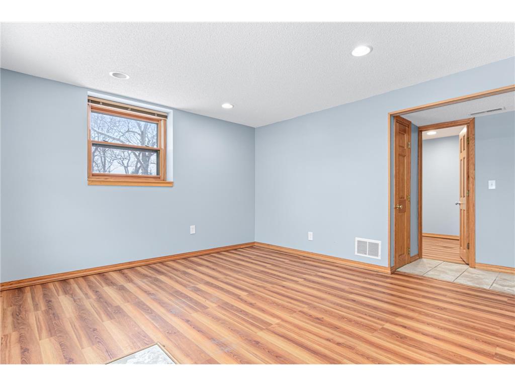 4728 W 70th Street Edina MN 55435 6824513 image24