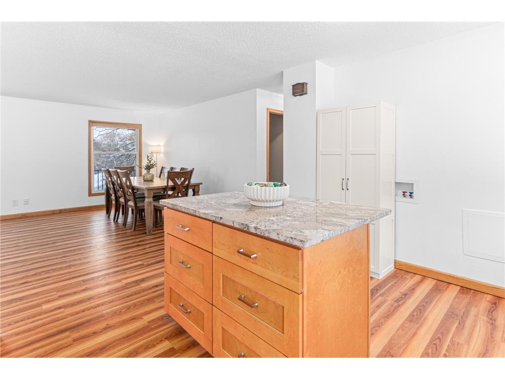 4728 W 70th Street Edina MN 55435 6824513 image4