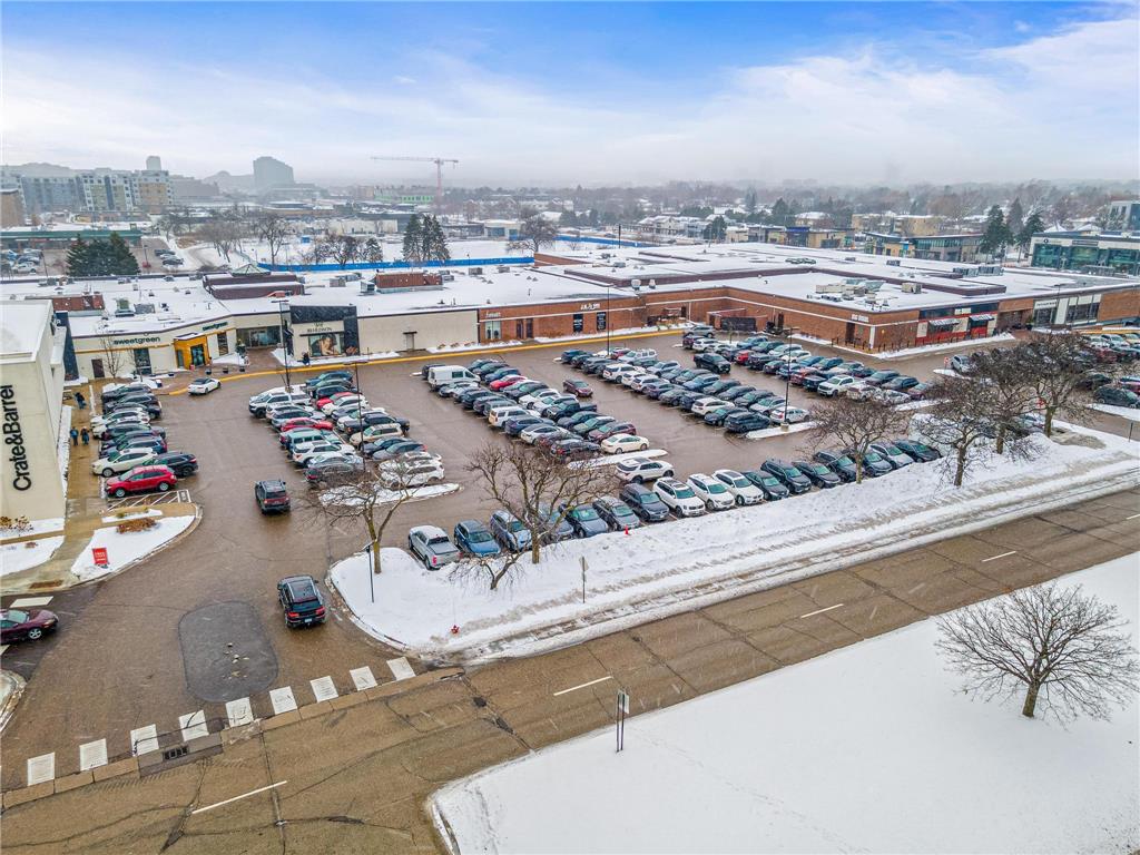 4728 W 70th Street Edina MN 55435 6824513 image48