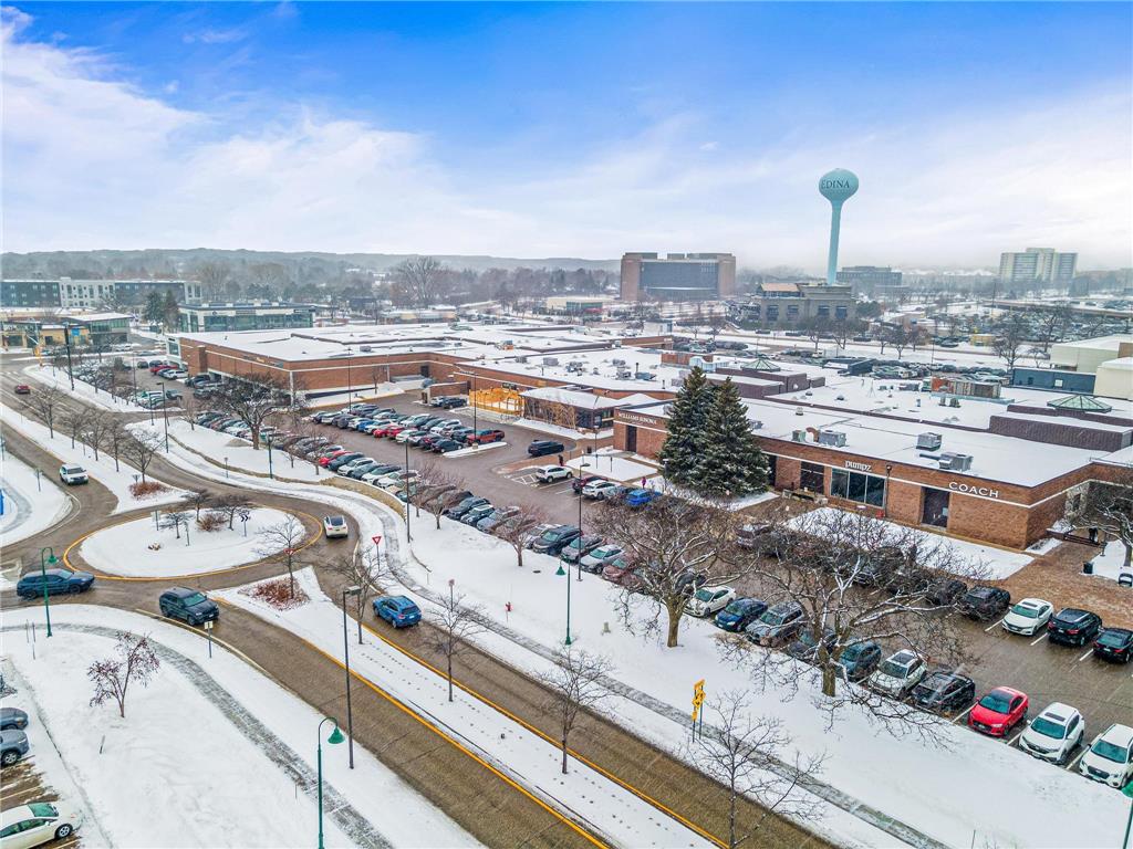4728 W 70th Street Edina MN 55435 6824513 image49