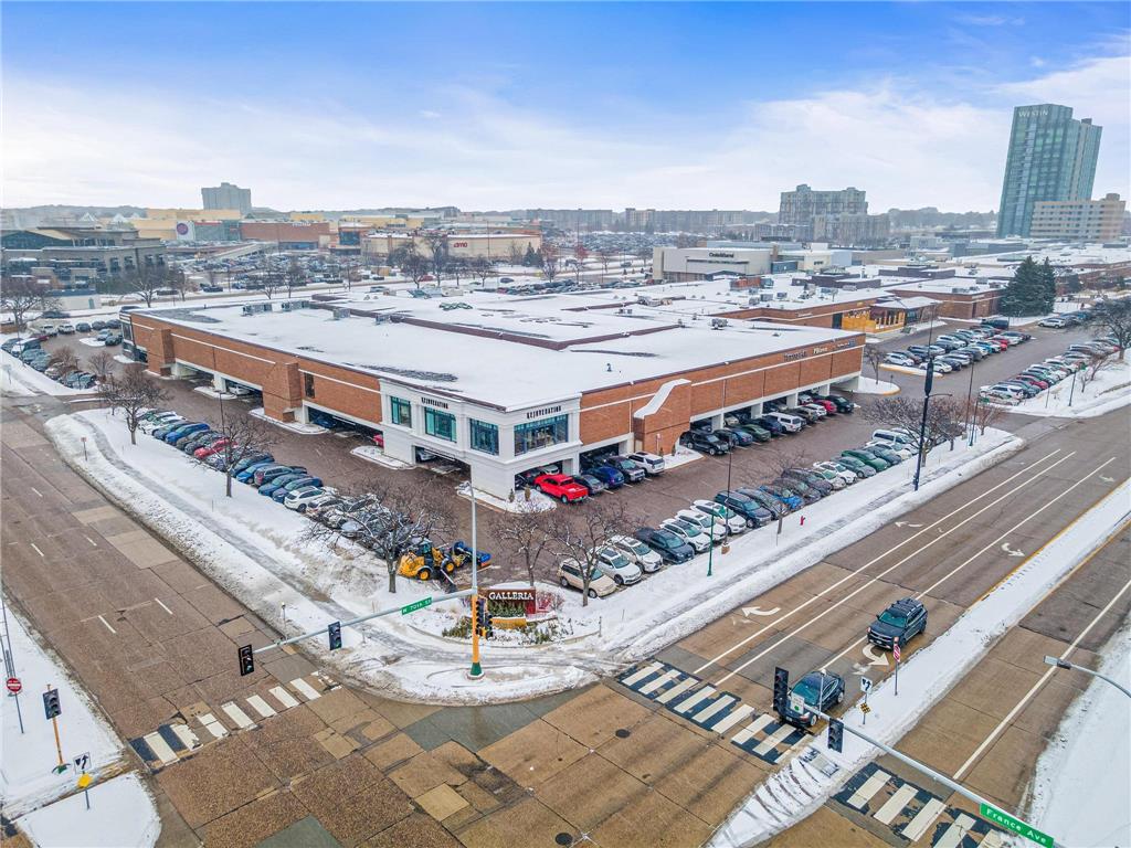 4728 W 70th Street Edina MN 55435 6824513 image50