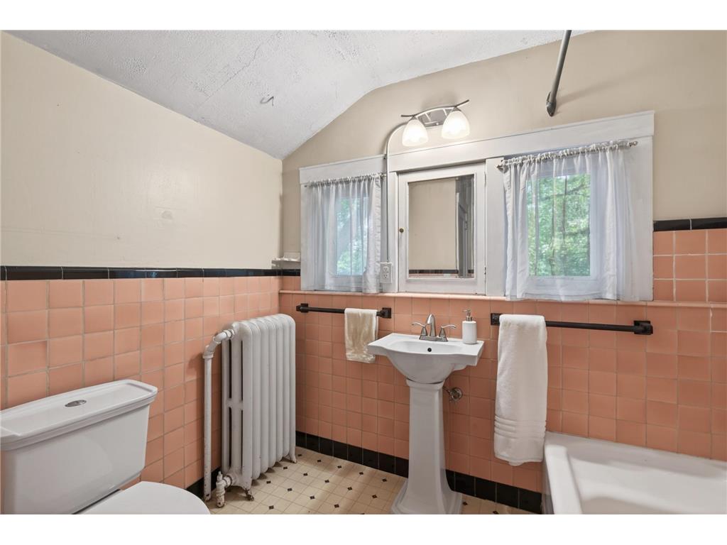 4729 4th Avenue S Minneapolis MN 55419 7085659 image26