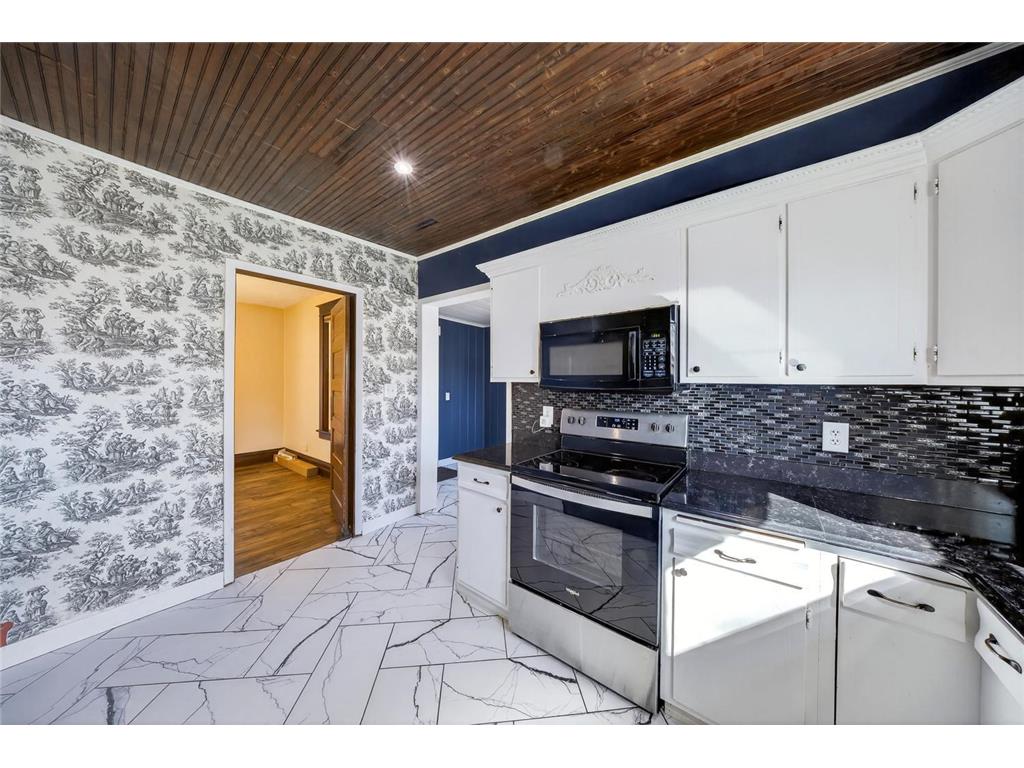 473 W 4th Street Zumbrota MN 55992 7037203 image17