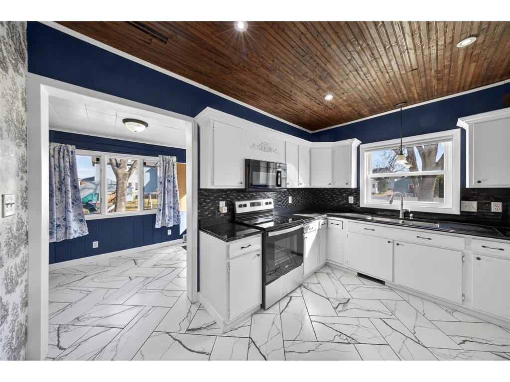 473 W 4th Street Zumbrota MN 55992 7037203 image22