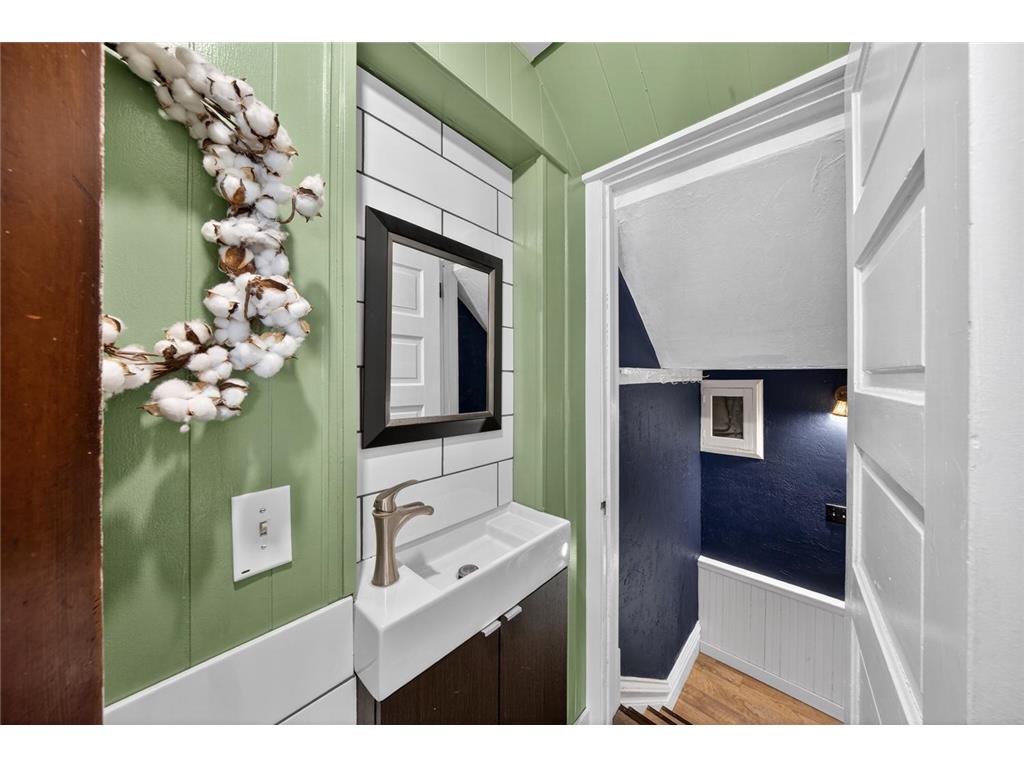 473 W 4th Street Zumbrota MN 55992 7037203 image23