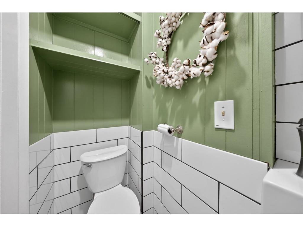 473 W 4th Street Zumbrota MN 55992 7037203 image24