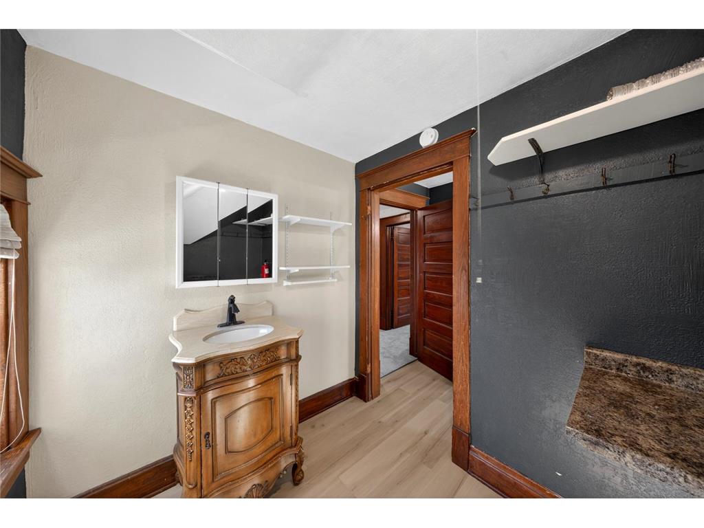 473 W 4th Street Zumbrota MN 55992 7037203 image27