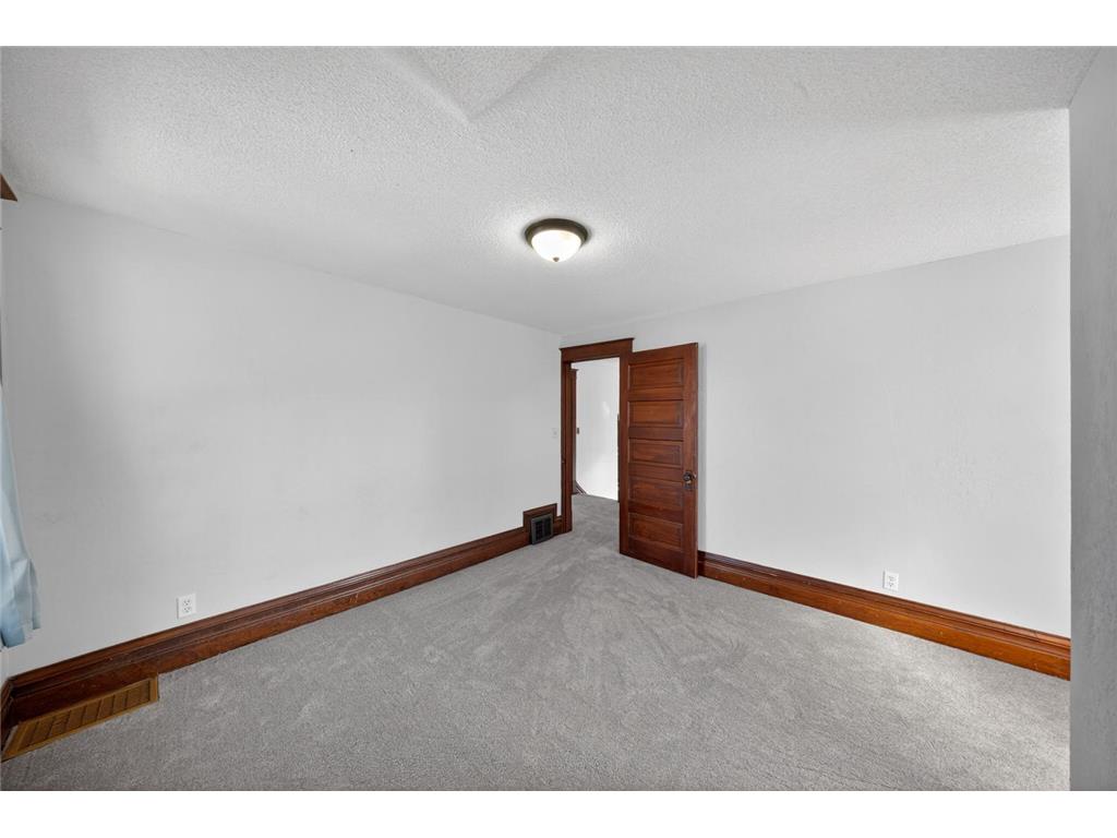 473 W 4th Street Zumbrota MN 55992 7037203 image32