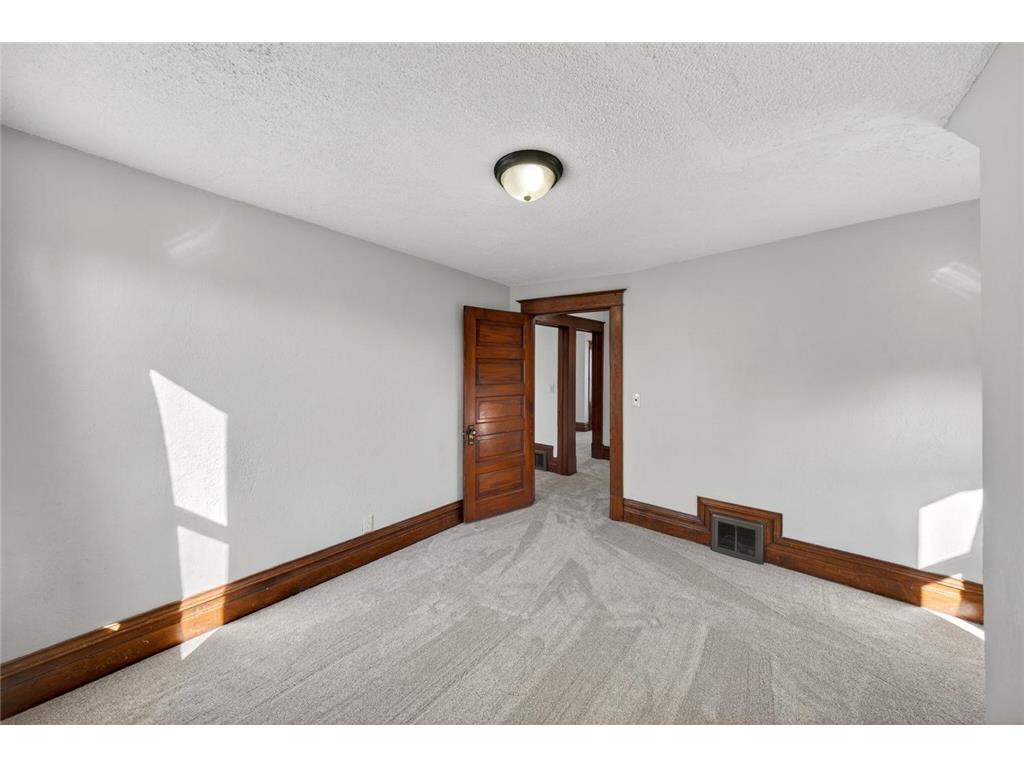 473 W 4th Street Zumbrota MN 55992 7037203 image34