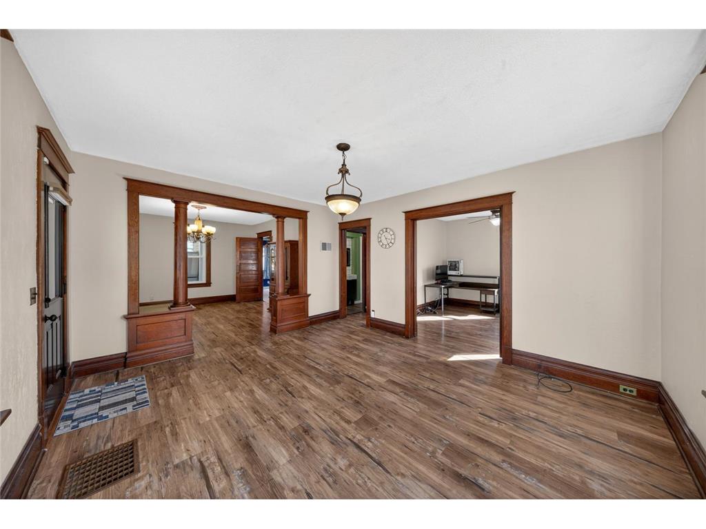 473 W 4th Street Zumbrota MN 55992 7037203 image5