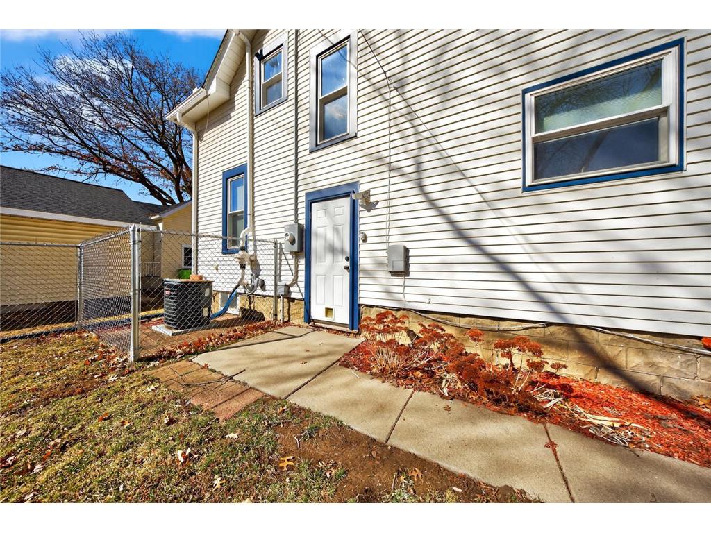 473 W 4th Street Zumbrota MN 55992 7037203 image54