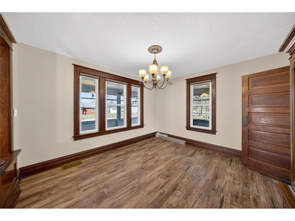 473 W 4th Street Zumbrota MN 55992 7037203 image9