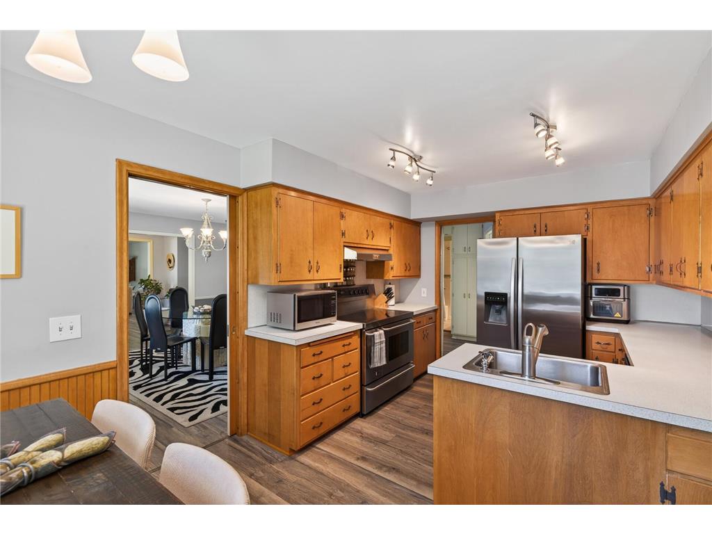 4730 Fairhills Road E Minnetonka MN 55345 6786814 image15
