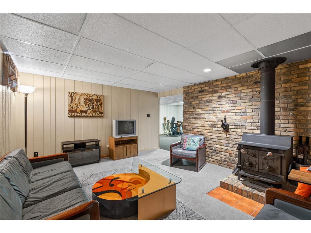 4730 Fairhills Road E Minnetonka MN 55345 6786814 image38