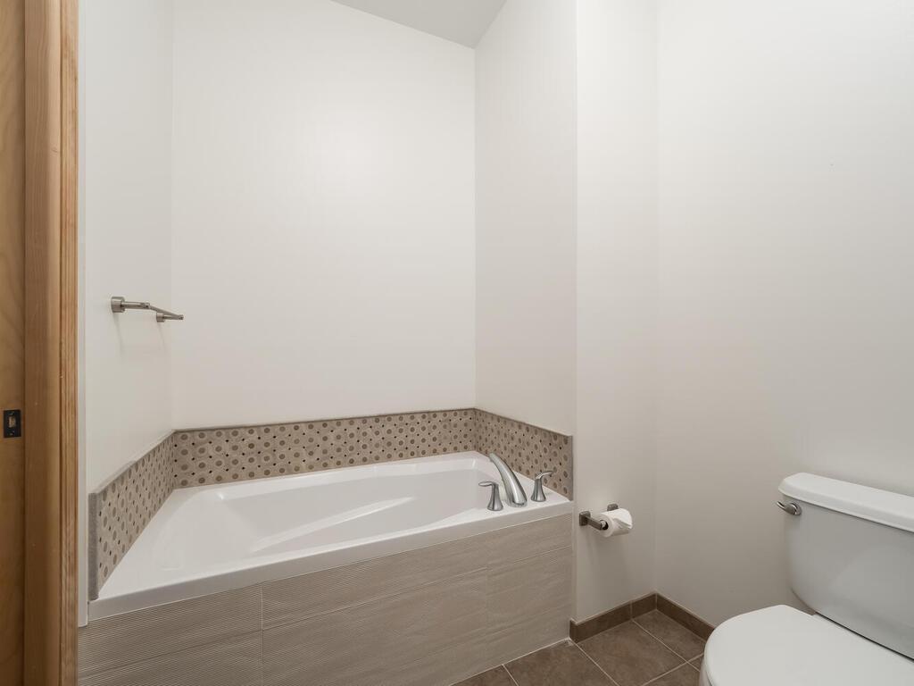 4730 Park Commons Drive #411 Saint Louis Park MN 55416 7034290 image9