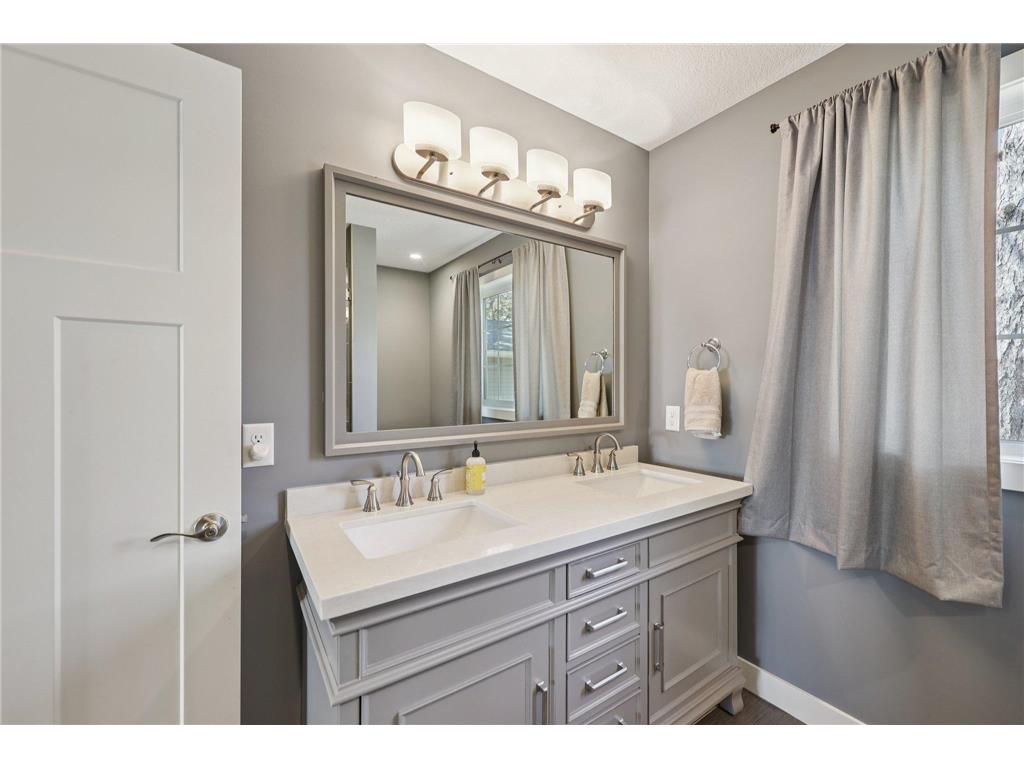 4731 109th Avenue Clear Lake MN 55319 - Briggs 7050416 image32