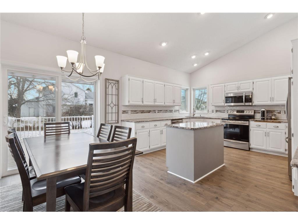 4732 Oxborough Court N Brooklyn Park MN 55443 6649504 image1