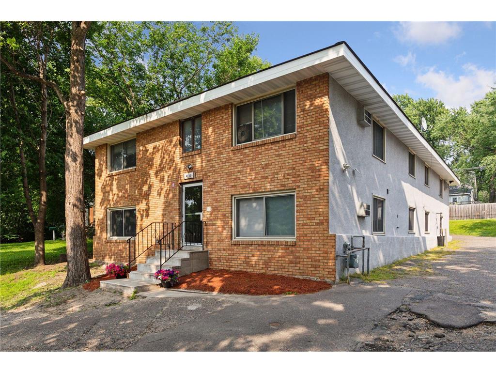 4733 University Avenue NE Columbia Heights MN 55421 6763864 image1