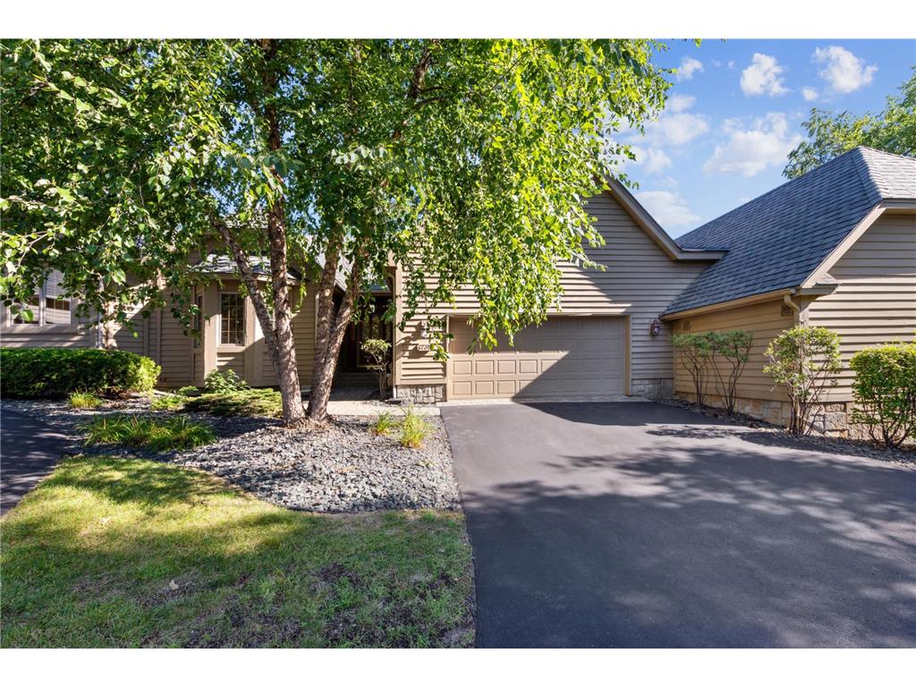 4735 Bouleau Road White Bear Lake MN 55110 - Birch 6544759 image1