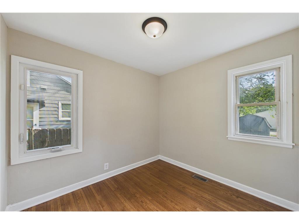 4738 Fremont Avenue N Minneapolis MN 55430 7078094 image10