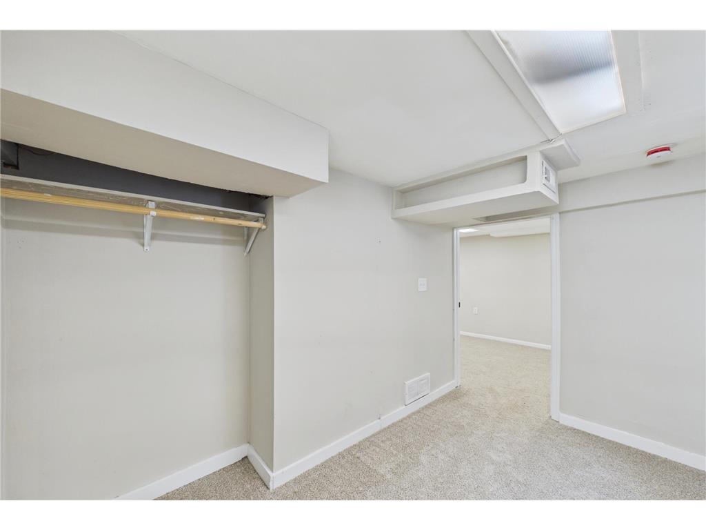 4738 Fremont Avenue N Minneapolis MN 55430 7078094 image12