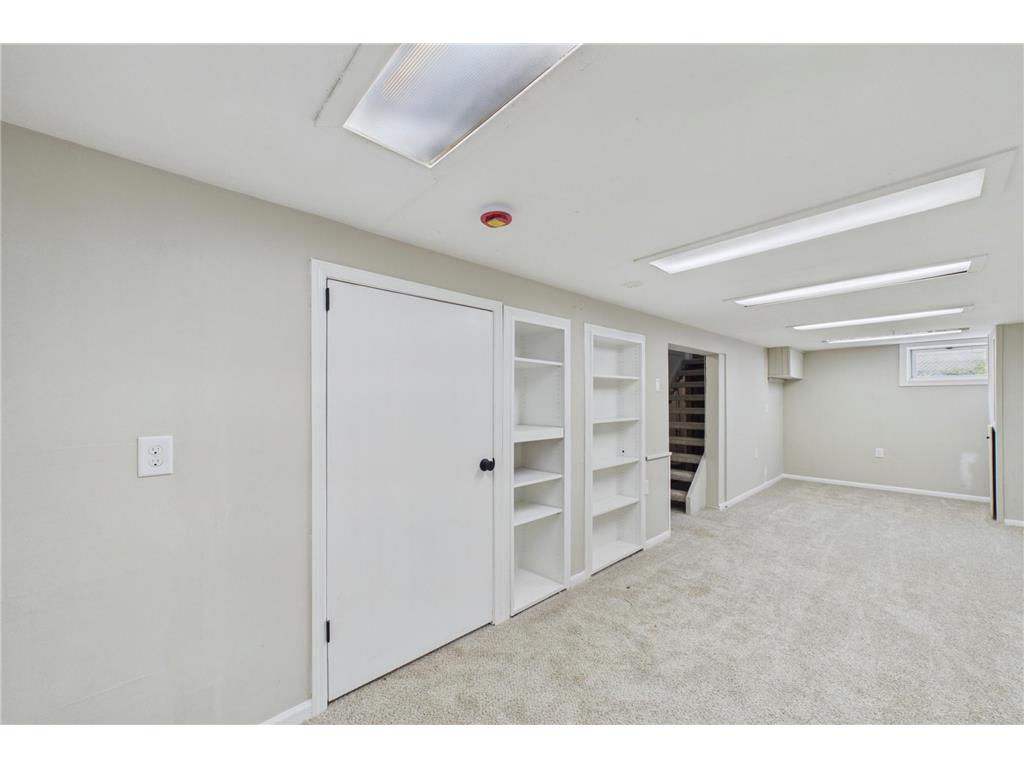 4738 Fremont Avenue N Minneapolis MN 55430 7078094 image15