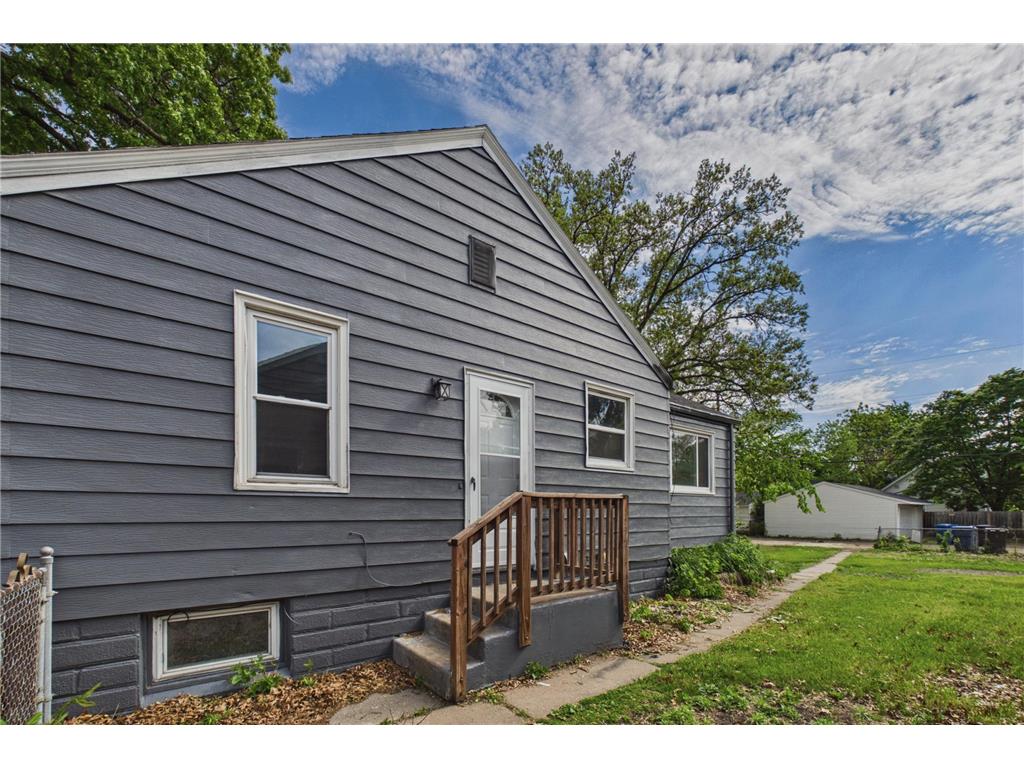 4738 Fremont Avenue N Minneapolis MN 55430 7078094 image21