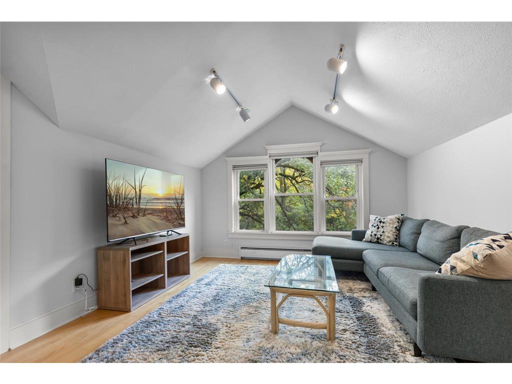 4740 Fremont Avenue S Minneapolis MN 55419 6805529 image23