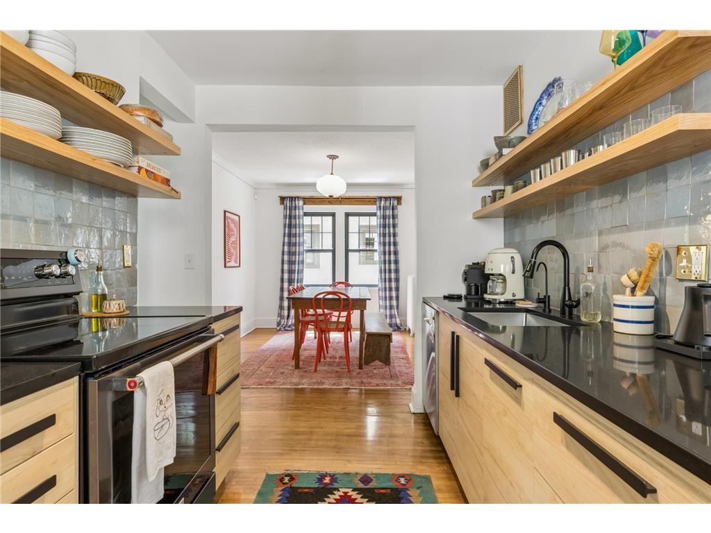 4741 Ewing Avenue S Minneapolis MN 55410 7073810 image12