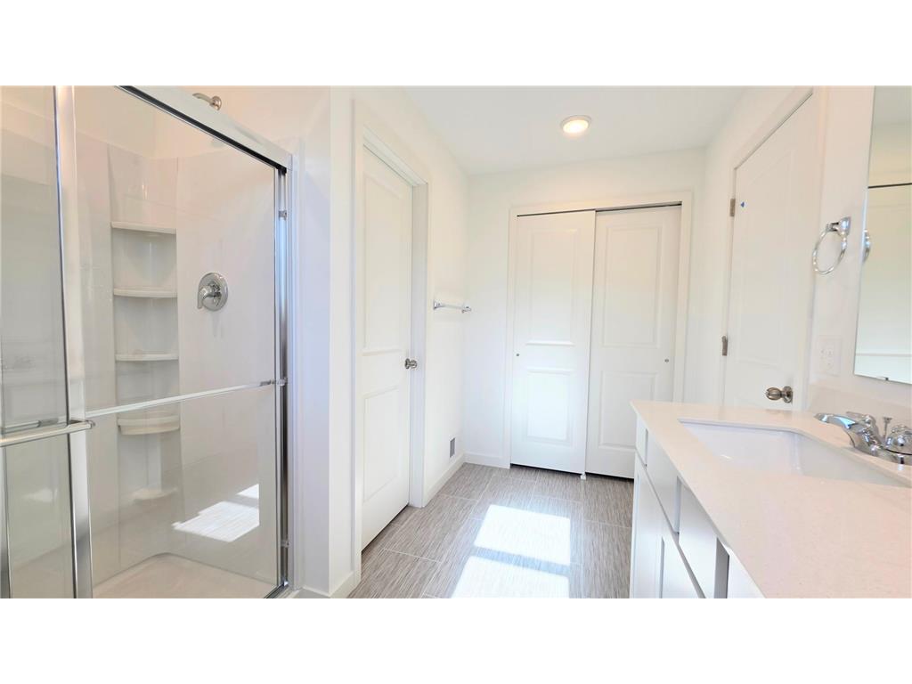 4743 AirLake Drive Woodbury MN 55129 6818848 image6