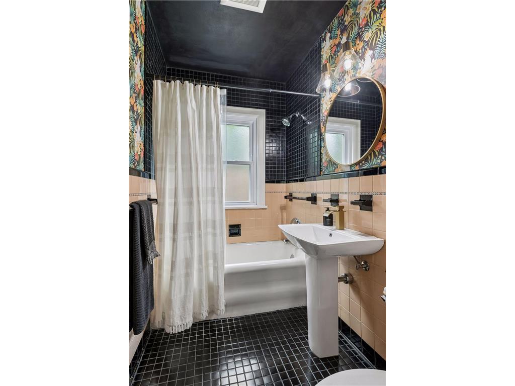 4744 11th Avenue S Minneapolis MN 55407 7090837 image22